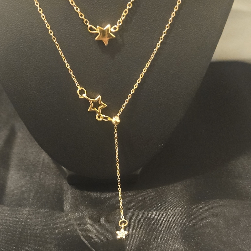 Elegant Gold Star Necklace